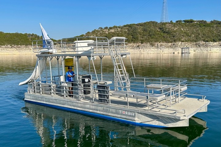 a small boat in a body of water