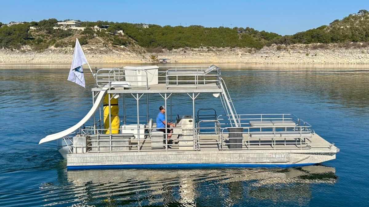 a small boat in a body of water