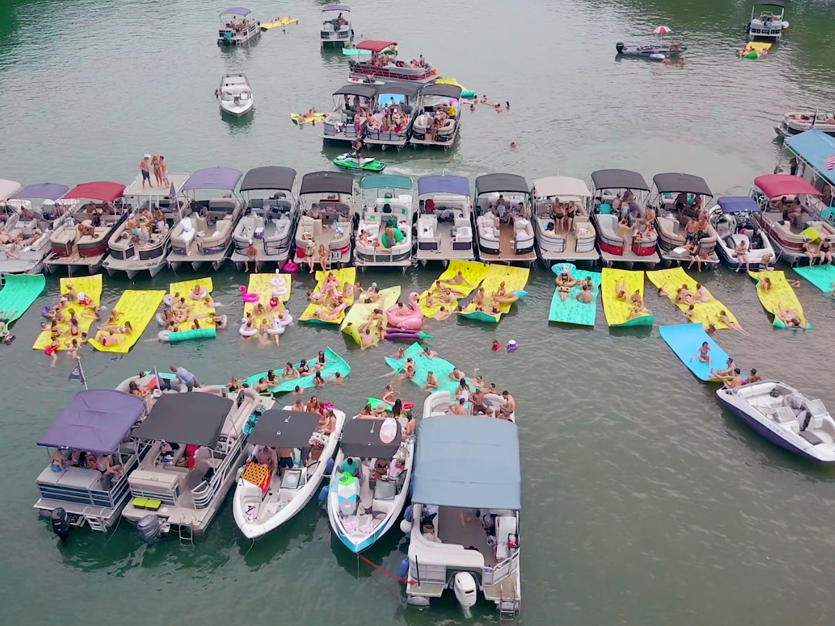 a group of items on a boat in the water