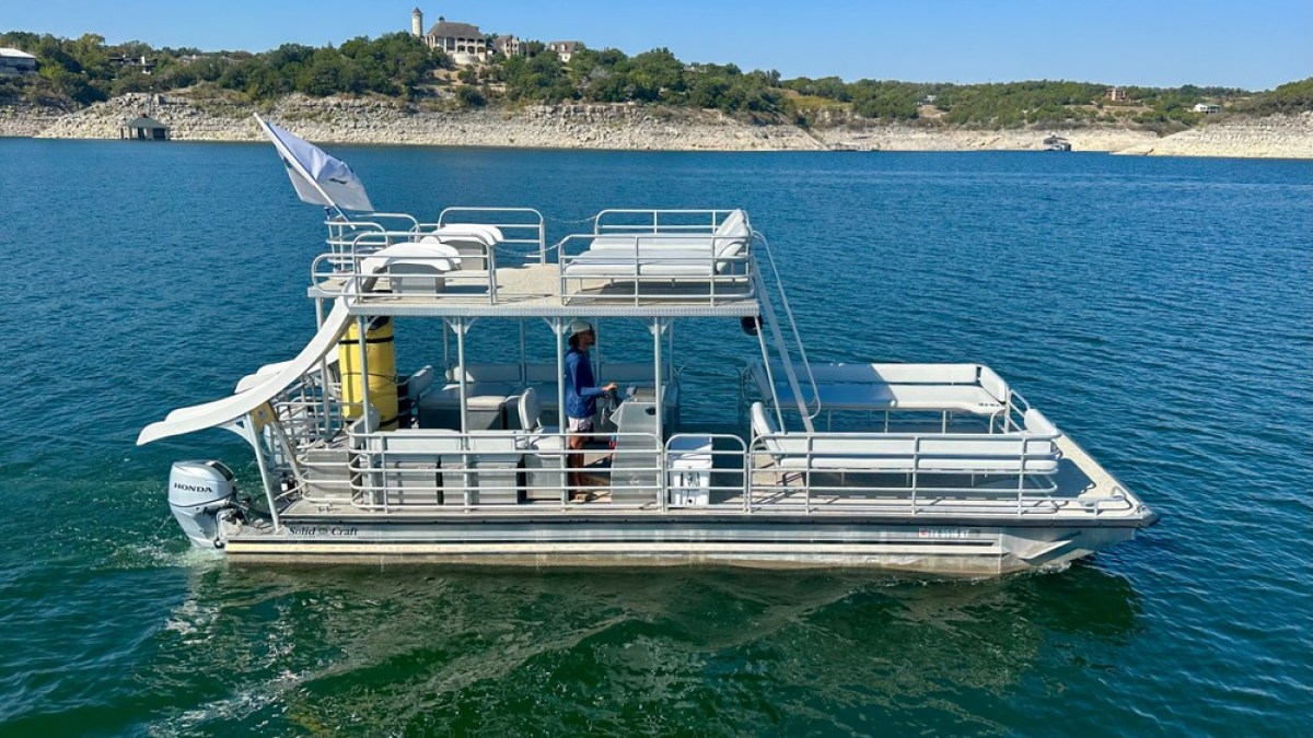 a small boat in a body of water