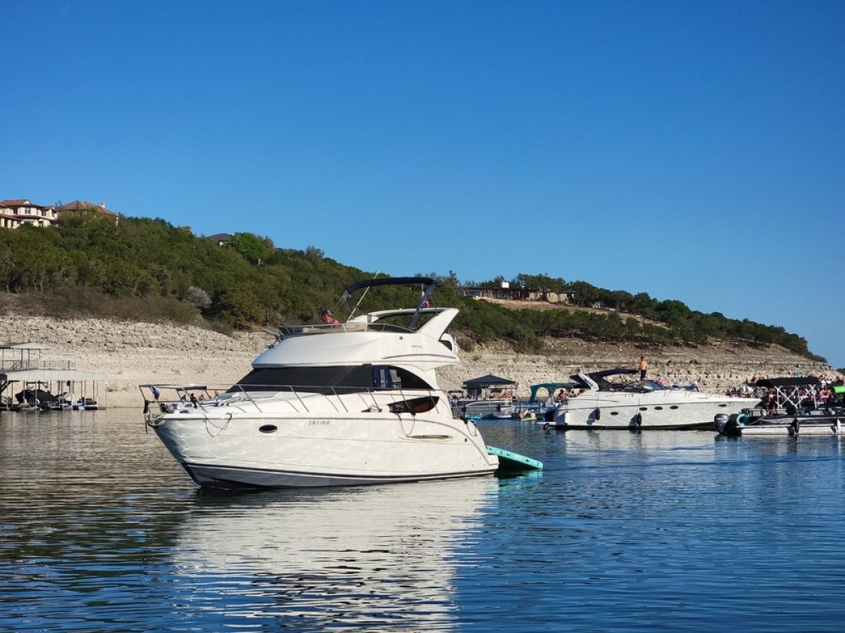 a small boat in a body of water